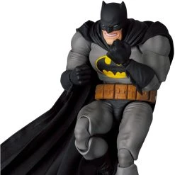 Medicom Batman: The Dark Knight Returns MAFEX #204 Batman & Horse -Nerdzoic Sales 10 98fe8ab3 d94c 4dc9 9d20 a23ef4008c58 520331