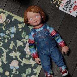 NECA Childs Play Ultimate 4" Chucky -Nerdzoic Sales 1 130eb1f2 139f 4a98 87d6 dec17cc276dc 853854