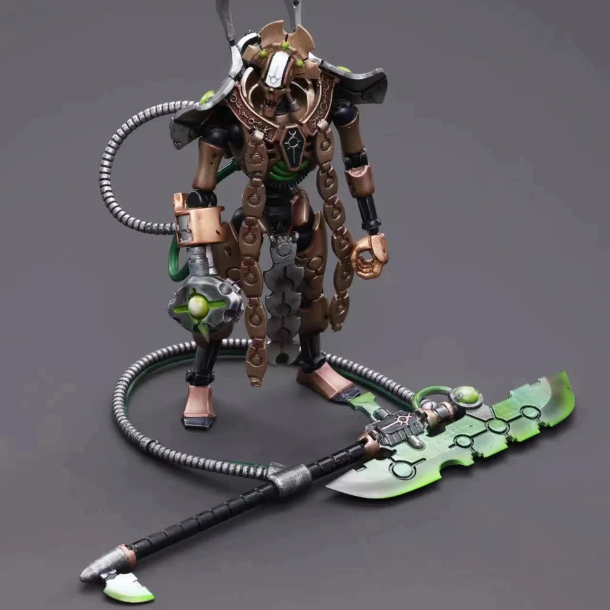 Joy Toy Warhammer 40k Necrons Szarekhan Dynasty Overlord (1/18 Scale) 6 Joy Toy Warhammer 40k Necrons Szarekhan Dynasty Overlord (1/18 Scale) - Image 4