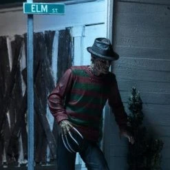 NECA NIghtmare On Elm Street Ultimate 7" Freddy Kreugar -Nerdzoic Sales 5 73afece4 27b4 4e96 9279 7900022f7347 816894