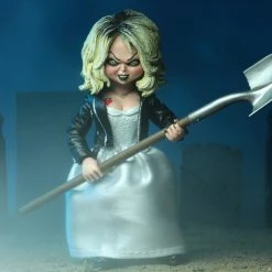 NECA Ultimate Chucky & Tiffany 2-Pack (7" Scale) -Nerdzoic Sales 6 ec786c22 97e0 4a9a add1 35a99cb7f5ea 537552