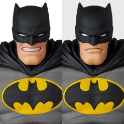 Medicom Batman: The Dark Knight Returns MAFEX #204 Batman & Horse -Nerdzoic Sales 8 c1b88649 4a4e 4518 9a03 93b5604088d9 489320