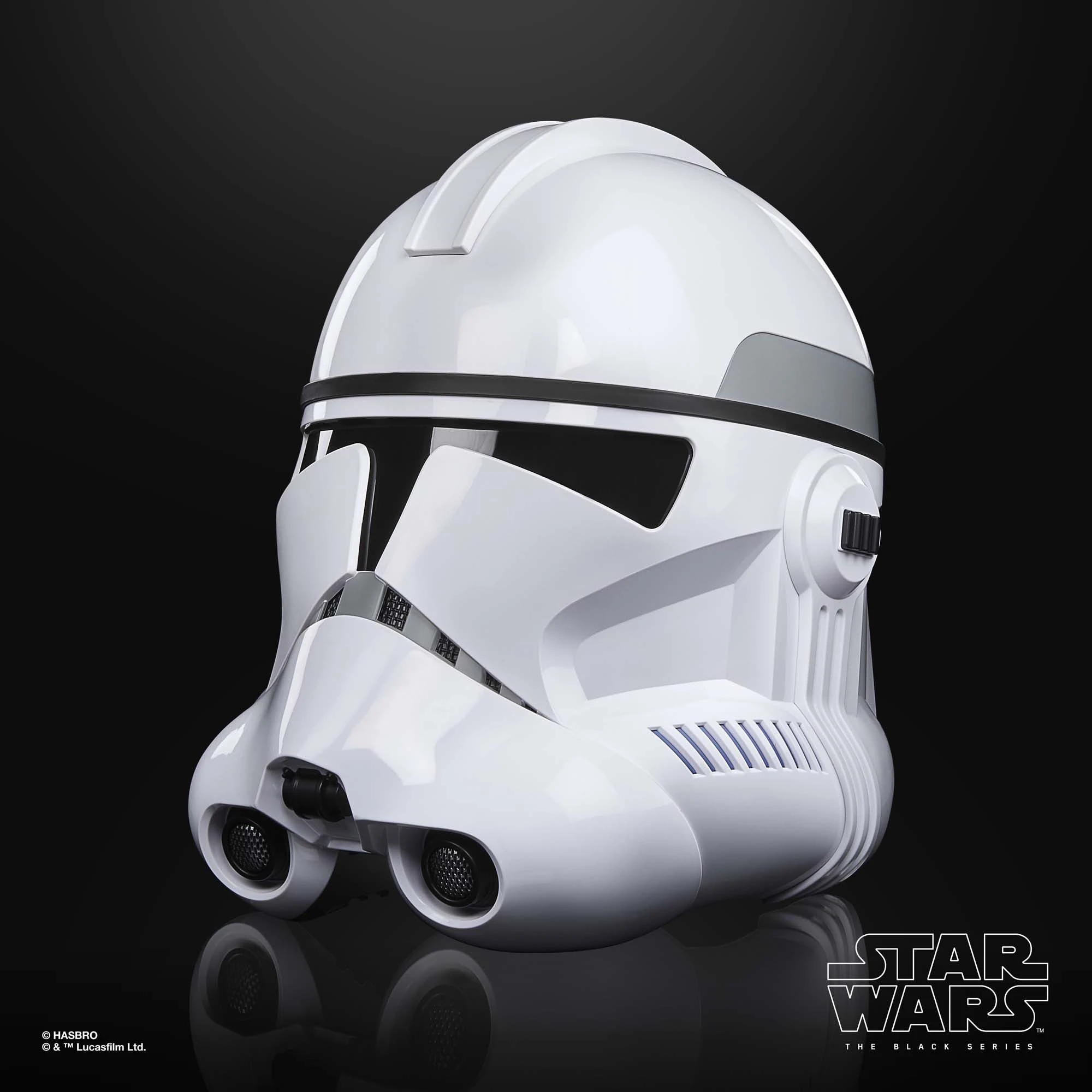 Hasbro Star Wars Black Series Phase II Clone Trooper Premium Electronic Helmet 6 Hasbro Star Wars Black Series Phase II Clone Trooper Premium Electronic Helmet - Image 4