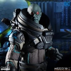 DC Comics Mezco One:12 Collective Deluxe Mr. Freeze 19 DC Comics Mezco One:12 Collective Deluxe Mr. Freeze -Nerdzoic Sales freeze06 836635