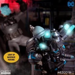 DC Comics Mezco One:12 Collective Deluxe Mr. Freeze 24 DC Comics Mezco One:12 Collective Deluxe Mr. Freeze -Nerdzoic Sales freeze10 884646