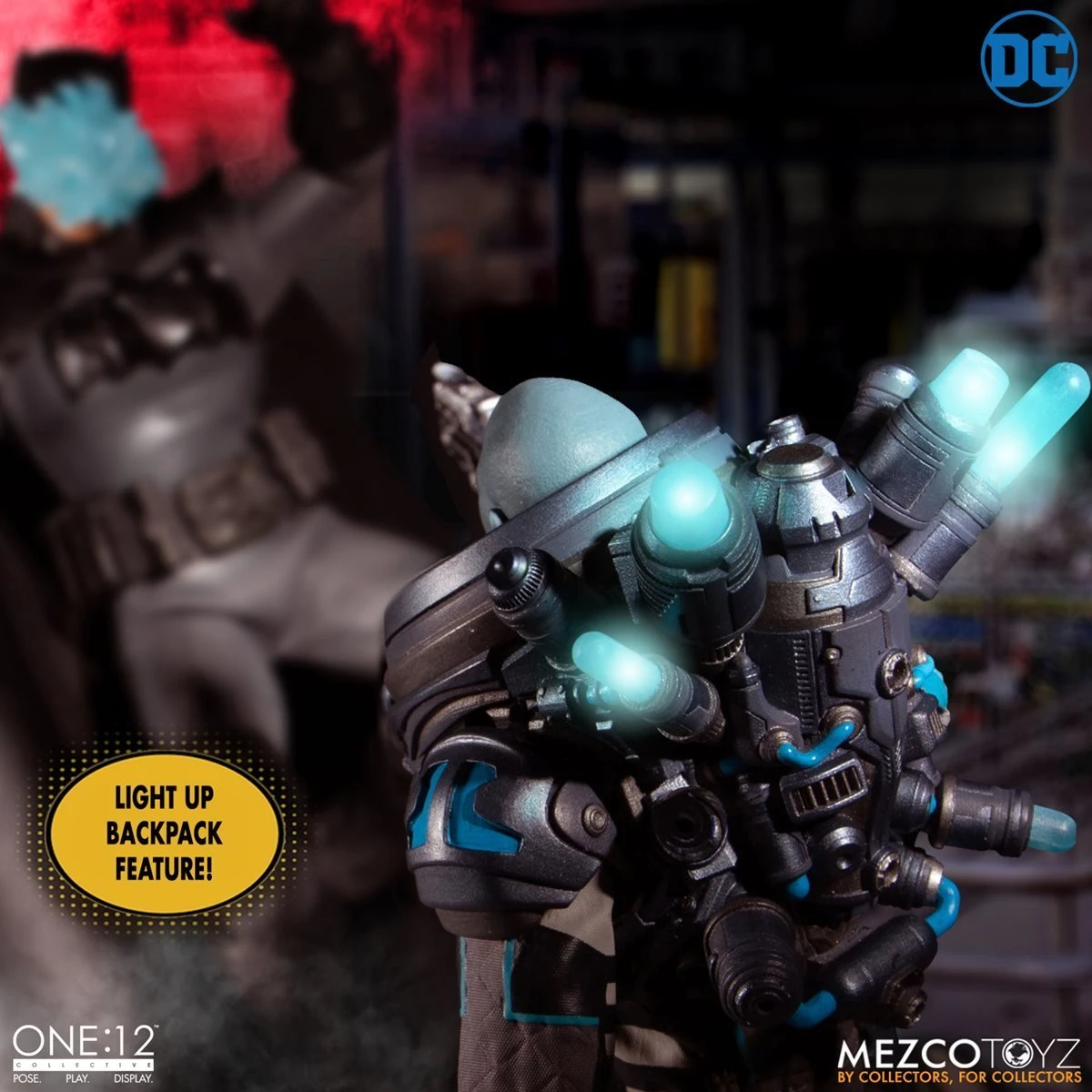 DC Comics Mezco One:12 Collective Deluxe Mr. Freeze 12 DC Comics Mezco One:12 Collective Deluxe Mr. Freeze - Image 10